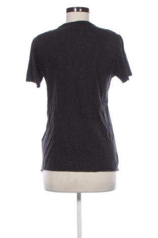 Γυναικείο t-shirt ONLY Play, Μέγεθος M, Χρώμα Πολύχρωμο, Τιμή 19,99 €