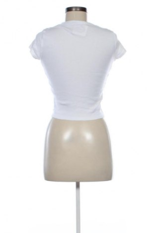 Damen T-Shirt Pull&Bear, Größe S, Farbe Weiß, Preis € 8,70