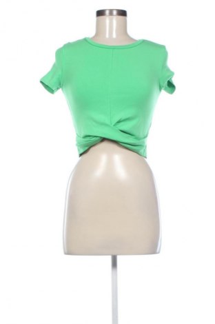 Tricou de femei Zara, Mărime M, Culoare Verde, Preț 37,99 Lei