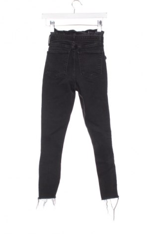 Blugi de femei Abercrombie & Fitch, Mărime XXS, Culoare Negru, Preț 108,04 Lei