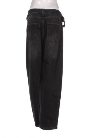 Damskie jeansy Bershka, Rozmiar M, Kolor Czarny, Cena 44,11 zł