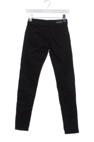 Női farmernadrág Bershka, Méret XS, Szín Fekete, Ár 12 449 Ft