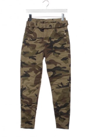 Női farmernadrág Bershka, Méret S, Szín Sokszínű, Ár 7 879 Ft