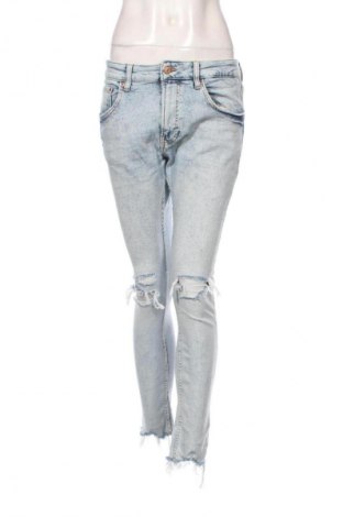 Damskie jeansy Bershka, Rozmiar M, Kolor Niebieski, Cena 95,99 zł