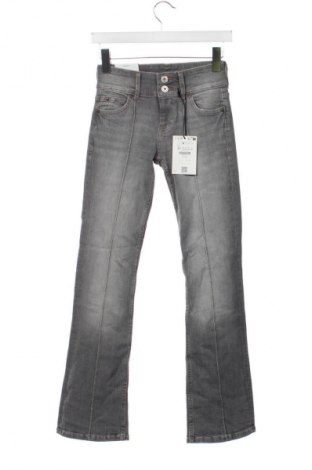 Damskie jeansy Bershka, Rozmiar XS, Kolor Szary, Cena 150,99 zł