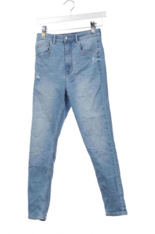 Γυναικείο Τζίν Bershka, Μέγεθος S, Χρώμα Μπλέ, Τιμή 18,99 €