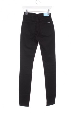 Dámske džínsy  Calvin Klein, Veľkosť XS, Farba Čierna, Cena  46,00 €