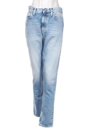 Γυναικείο Τζίν Calvin Klein Jeans, Μέγεθος S, Χρώμα Μπλέ, Τιμή 129,99 €