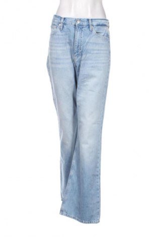 Дамски дънки Calvin Klein Jeans, Размер M, Цвят Син, Цена 102,99 лв.