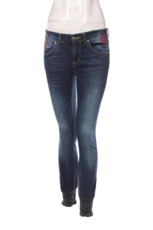 Dámske džínsy  Desigual, Veľkosť S, Farba Modrá, Cena  43,95 €