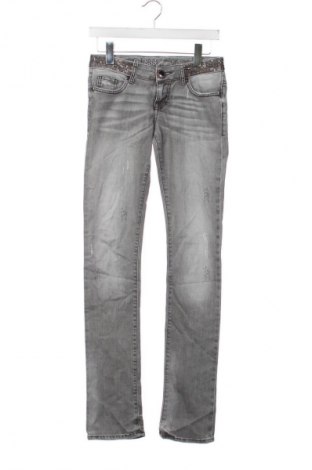 Damen Jeans Guess, Größe XS, Farbe Grau, Preis 51,99 €