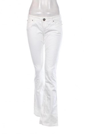 Damskie jeansy Guess, Rozmiar L, Kolor Biały, Cena 245,99 zł