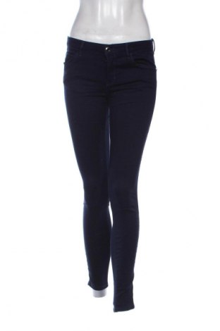 Damskie jeansy Guess, Rozmiar M, Kolor Niebieski, Cena 245,99 zł