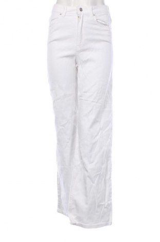 Damen Jeans H&M Divided, Größe S, Farbe Weiß, Preis € 20,99