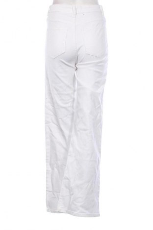 Damen Jeans H&M Divided, Größe S, Farbe Weiß, Preis € 20,99