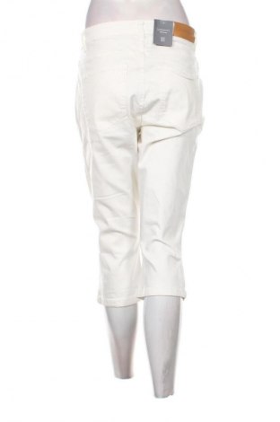 Damen Jeans Junarose, Größe XL, Farbe Ecru, Preis 64,99 €