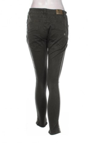 Damen Jeans Lexxury, Größe M, Farbe Grün, Preis € 15,00