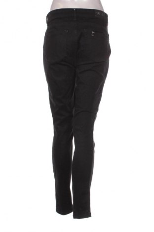 Damen Jeans Liu Jo, Größe L, Farbe Schwarz, Preis 71,99 €