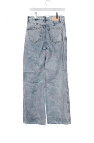 Damskie jeansy Mango, Rozmiar XS, Kolor Niebieski, Cena 111,99 zł