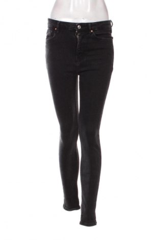 Blugi de femei Mango, Mărime M, Culoare Negru, Preț 115,99 Lei