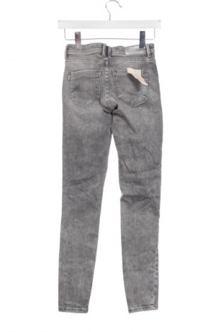 Dámske džínsy  ONLY, Veľkosť XS, Farba Sivá, Cena  19,95 €