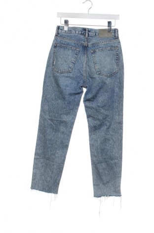 Дамски дънки Pull&Bear, Размер M, Цвят Син, Цена 29,99 лв.