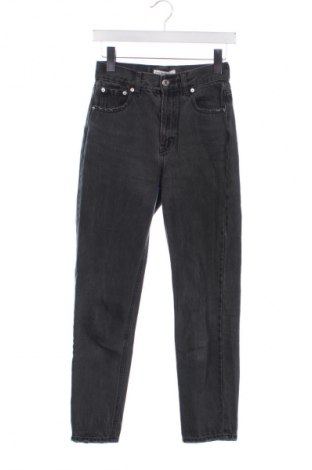 Dámske džínsy  Pull&Bear, Veľkosť XS, Farba Sivá, Cena  14,83 €