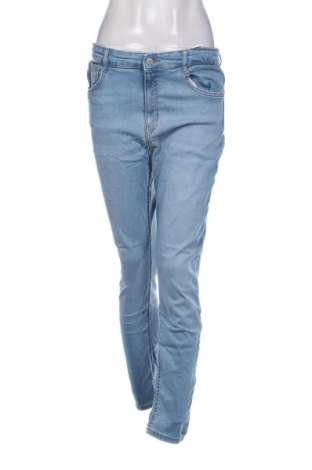 Dámské džíny  Pull&Bear, Velikost M, Barva Modrá, Cena  367,00 Kč