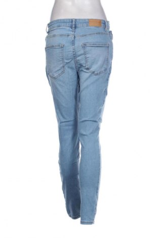 Dámské džíny  Pull&Bear, Velikost M, Barva Modrá, Cena  367,00 Kč