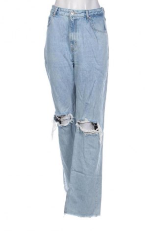 Damskie jeansy Pull&Bear, Rozmiar XL, Kolor Niebieski, Cena 66,67 zł