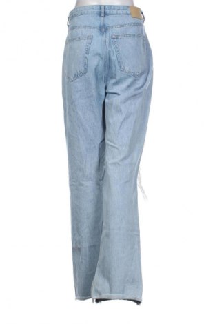 Damskie jeansy Pull&Bear, Rozmiar XL, Kolor Niebieski, Cena 66,67 zł