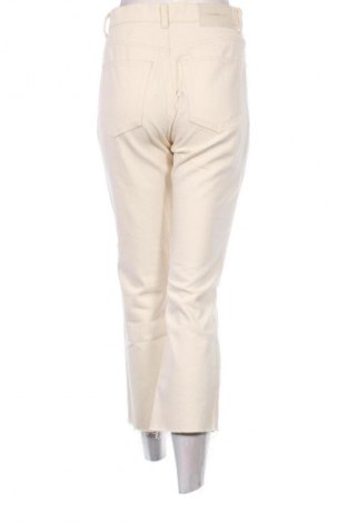 Dámske džínsy  Pull&Bear, Veľkosť S, Farba Kremová, Cena  14,83 €