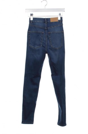 Dámské džíny  Pull&Bear, Velikost XS, Barva Modrá, Cena  739,00 Kč
