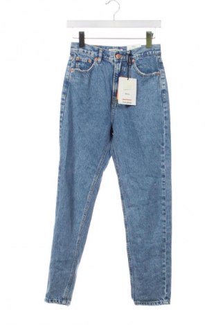 Damskie jeansy Pull&Bear, Rozmiar XS, Kolor Niebieski, Cena 150,99 zł