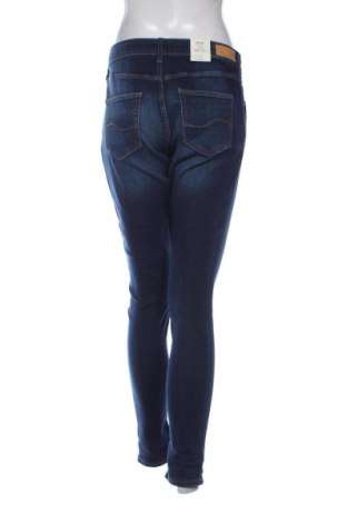 Damen Jeans Q/S by S.Oliver, Größe L, Farbe Blau, Preis € 64,99