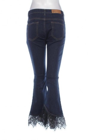 Damen Jeans Rinascimento, Größe M, Farbe Blau, Preis 38,36 €