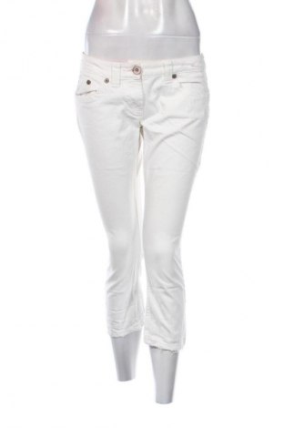 Dámske džínsy  River Island, Veľkosť S, Farba Biela, Cena  20,97 €