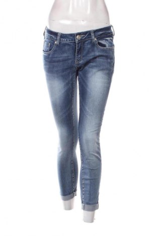 Blugi de femei Silvian Heach, Mărime M, Culoare Albastru, Preț 254,99 Lei