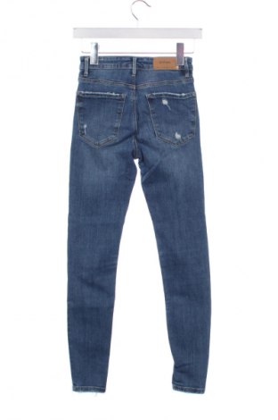 Dámské džíny  Stradivarius, Velikost XS, Barva Modrá, Cena  367,00 Kč