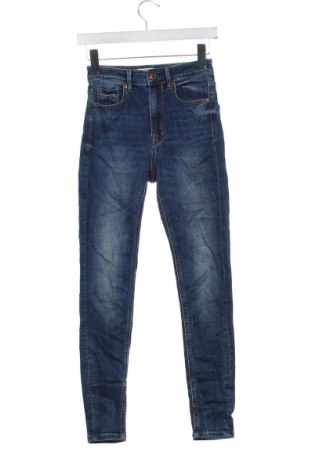 Blugi de femei Stradivarius, Mărime XS, Culoare Albastru, Preț 98,99 Lei