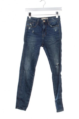 Damen Jeans Stradivarius, Größe S, Farbe Blau, Preis € 20,99