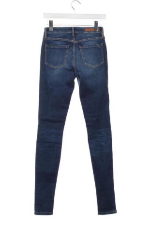 Dámske džínsy  Tommy Hilfiger, Veľkosť S, Farba Modrá, Cena  96,00 €
