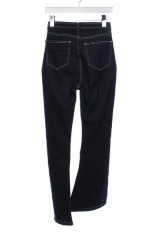Női farmernadrág Trendyol, Méret XS, Szín Kék, Ár 3 774 Ft