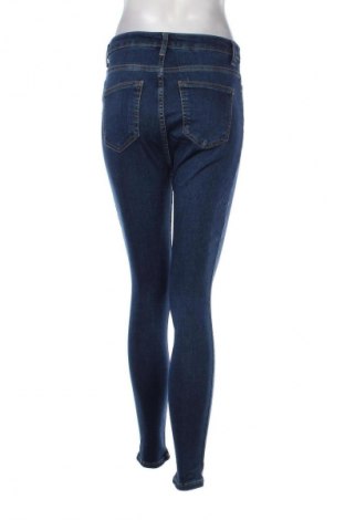 Damskie jeansy Trendyol, Rozmiar M, Kolor Niebieski, Cena 305,99 zł