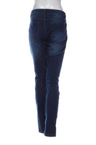 Damskie jeansy Denim 1982, Rozmiar L, Kolor Niebieski, Cena 95,99 zł