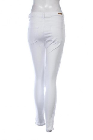 Női farmernadrág Unbranded, Méret M, Szín Fehér, Ár 7 879 Ft