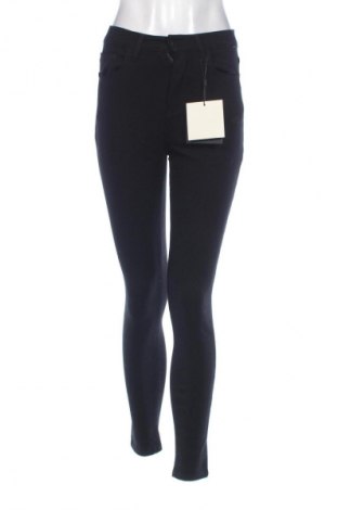 Damen Jeans Y.A.S, Größe M, Farbe Schwarz, Preis 119,99 €