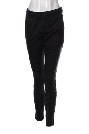 Blugi de femei Yessica, Mărime L, Culoare Negru, Preț 98,99 Lei