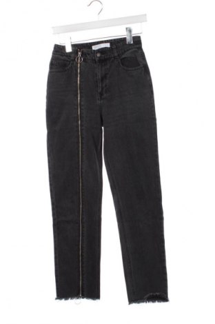 Дамски дънки Zara, Размер XS, Цвят Черен, Цена 26,98 лв.