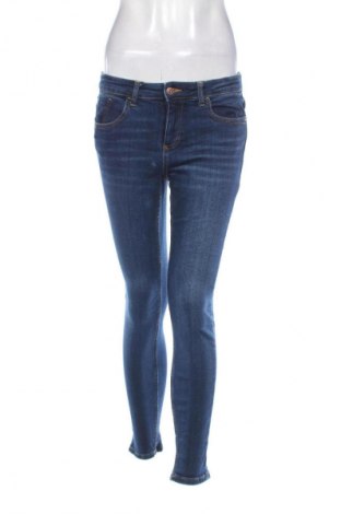 Дамски дънки Zara, Размер M, Цвят Син, Цена 27,99 лв.